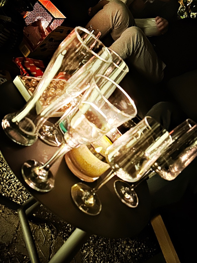 fa19a755-e142-4e30-b452-db5e298728fa-1